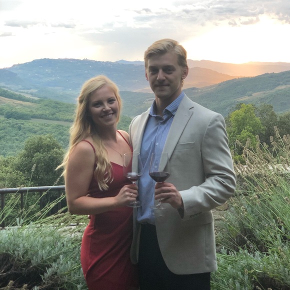 Meet your Posher, Haley - Picture 1 of 1